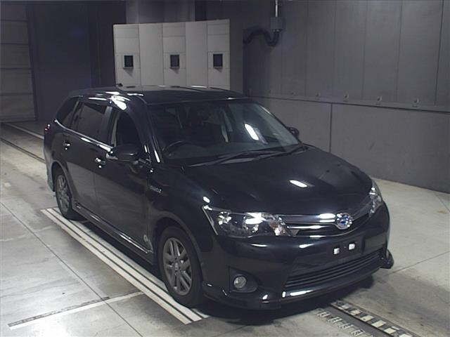 5764 Toyota Corolla fielder NKE165G 2014 г. (JU Gifu)